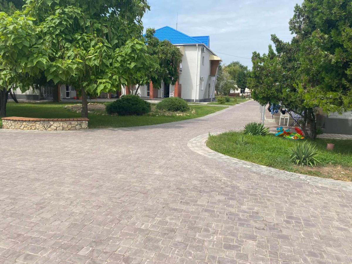 База Отдыха Причал Lazurne Extérieur photo