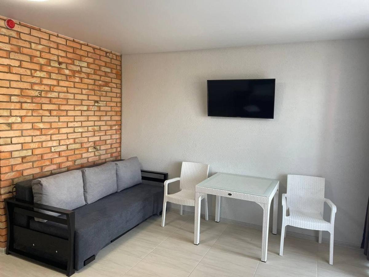 База Отдыха Причал Lazurne Extérieur photo